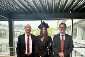 Promotion von Angelina Aziz